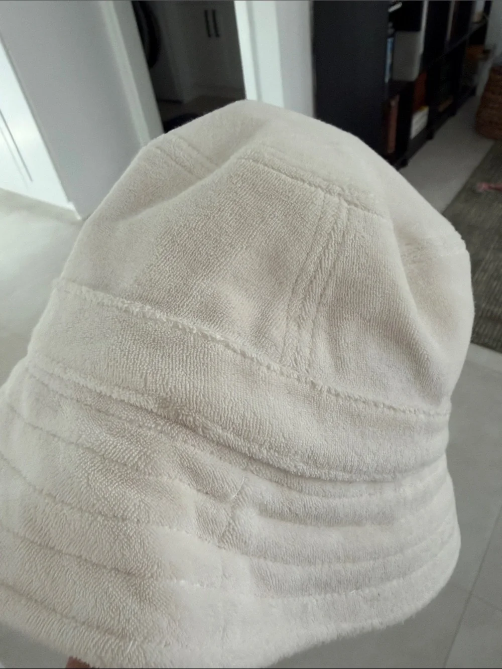 ALO Yoga Cream Plush Bucket Hat with Gray Embroidered Logo